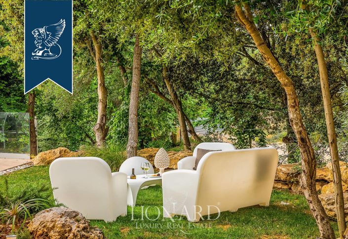 Image No.7-5 Bed Villa for sale