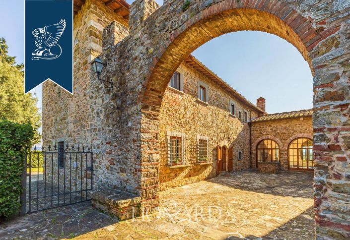 Image No.7-9 Bed Villa for sale