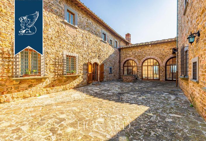 Image No.8-9 Bed Villa for sale