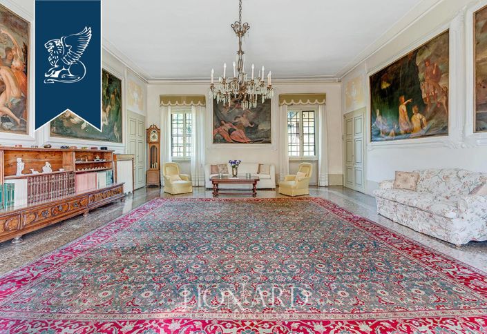 Image No.17-5 Bed Villa for sale