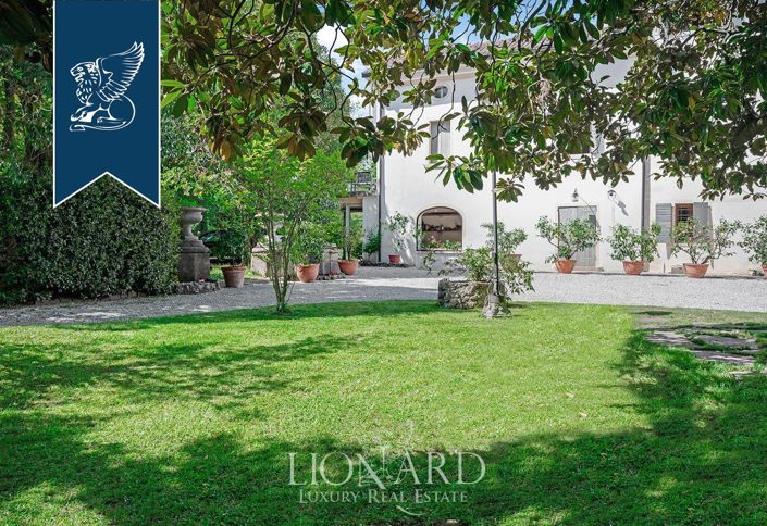 Image No.8-5 Bed Villa for sale