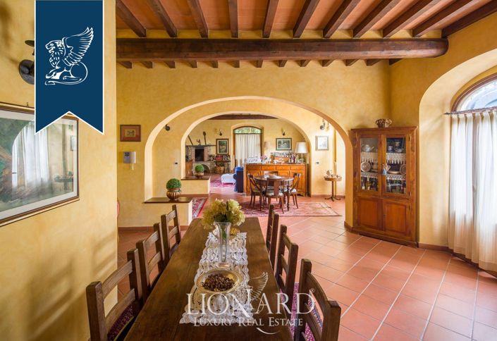 Image No.12-5 Bed Villa for sale