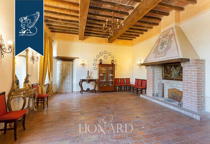 Image No.47-25 Bed Property for sale