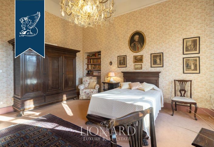 Image No.20-16 Bed Villa for sale