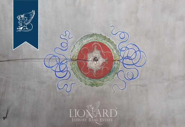 Image No.34-6 Bed Property for sale