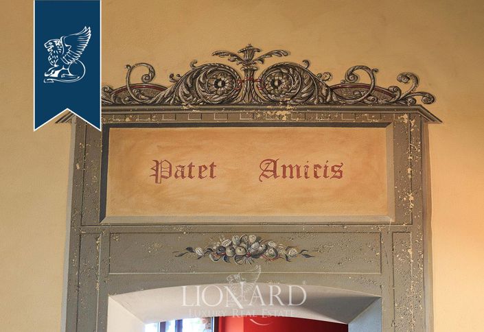 Image No.43-6 Bed Property for sale