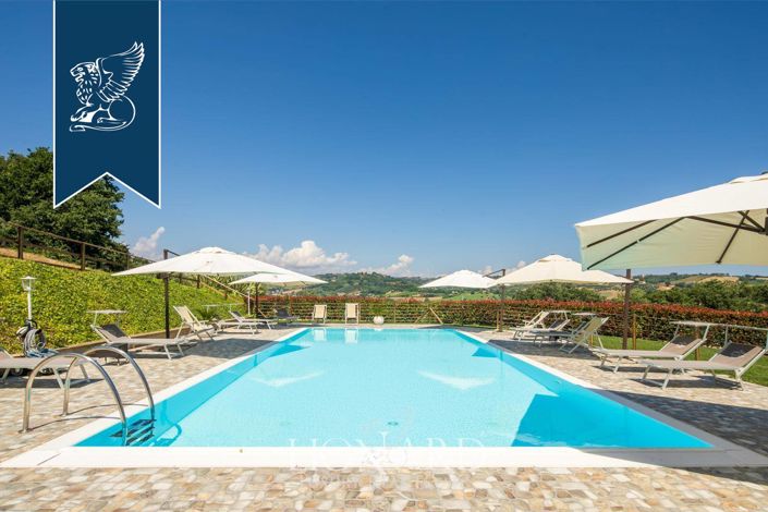 Image No.6-Ferme de 9 chambres à vendre à Cupra Marittima