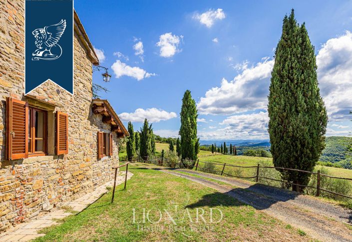 Image No.20-8 Bed Villa for sale