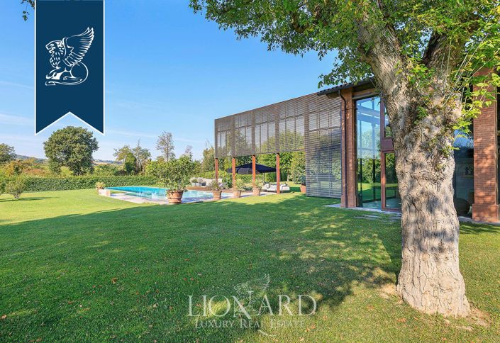 Image No.14-6 Bed Villa for sale