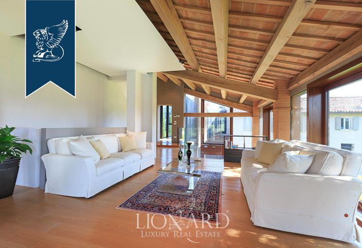 Image No.30-6 Bed Villa for sale