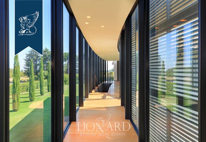 Image No.35-6 Bed Villa for sale