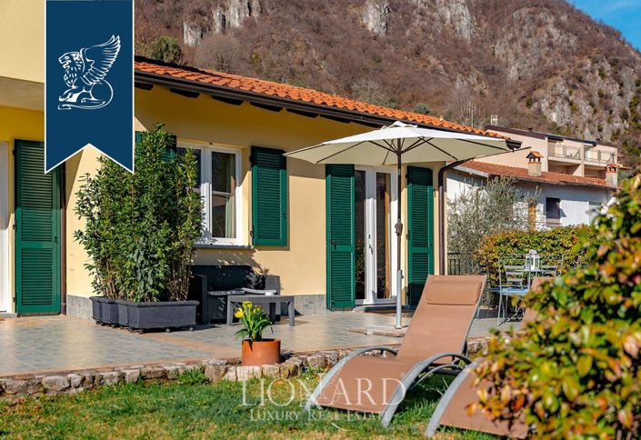 Image No.11-8 Bed Villa for sale