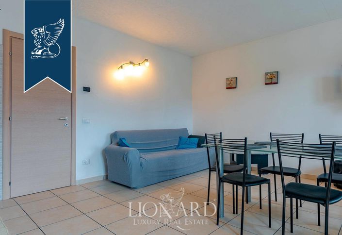 Image No.21-8 Bed Villa for sale