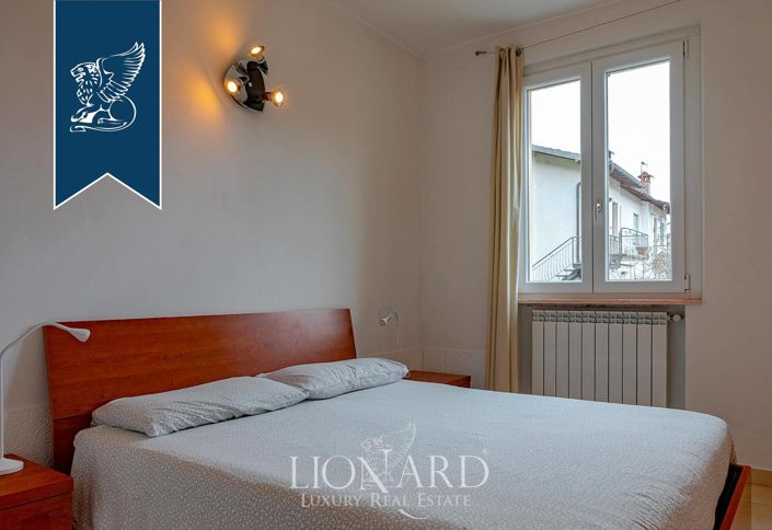 Image No.23-8 Bed Villa for sale