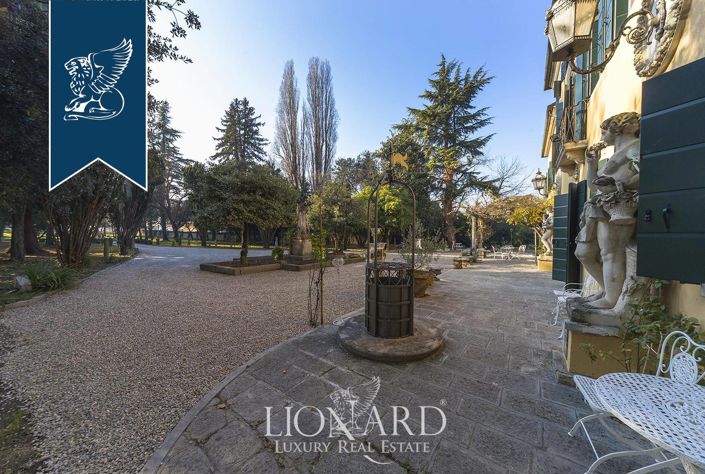 Image No.17-5 Bed Villa for sale