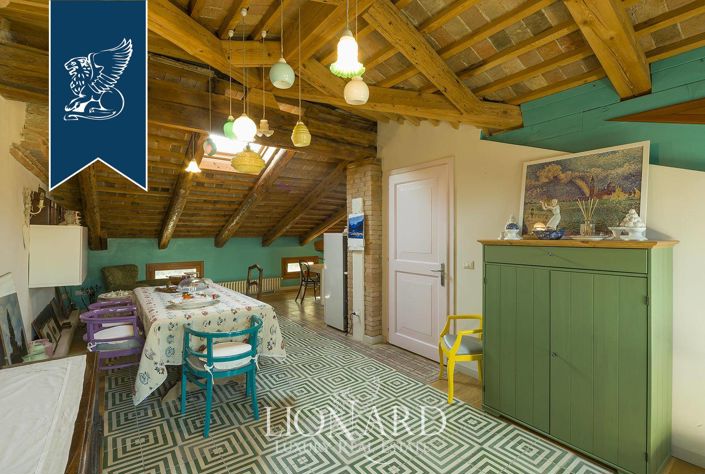 Image No.29-5 Bed Villa for sale