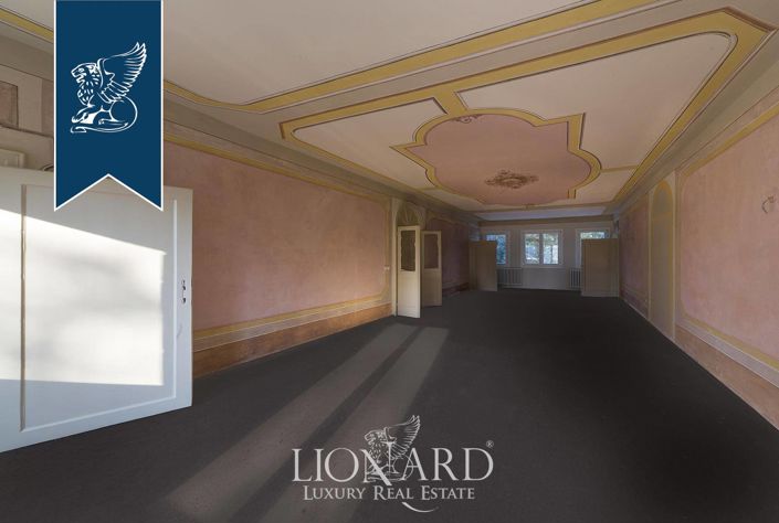 Image No.34-5 Bed Villa for sale