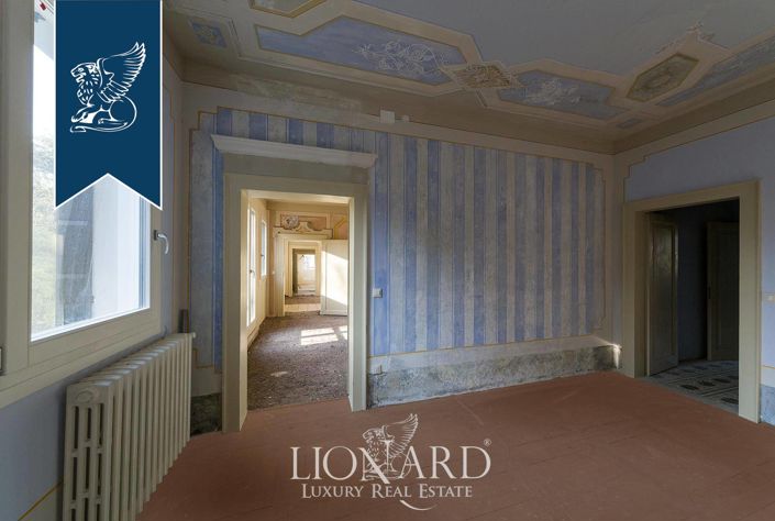 Image No.37-5 Bed Villa for sale