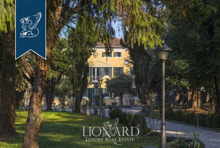 Image No.4-5 Bed Villa for sale