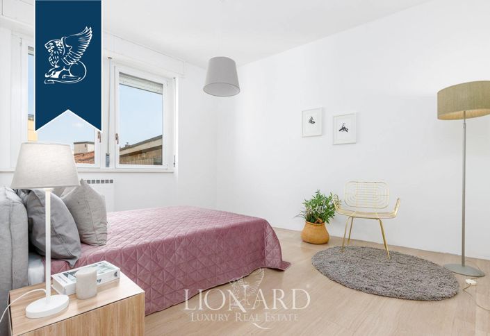 Image No.18-5 Bed Apartment for sale