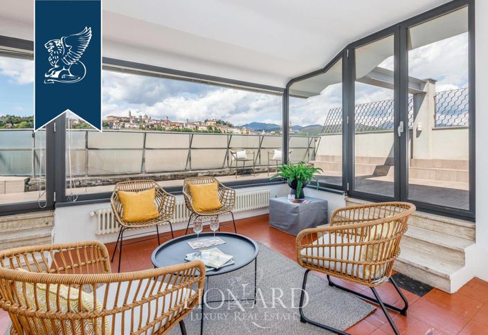 Image No.26-5 Bed Apartment for sale