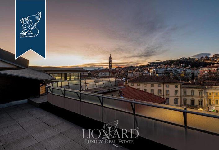 Image No.40-5 Bed Apartment for sale