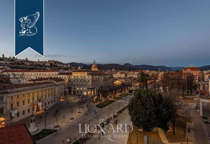 Image No.42-5 Bed Apartment for sale