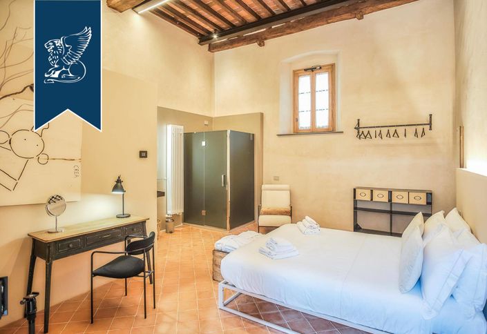 Image No.19-6 Bed Hotel for sale