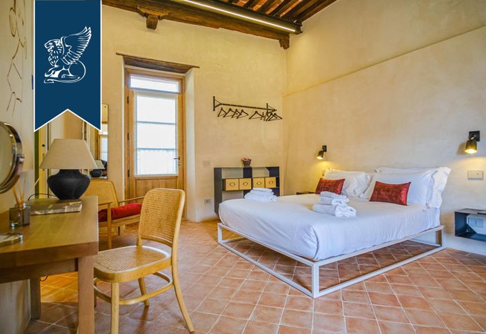 Image No.21-6 Bed Hotel for sale