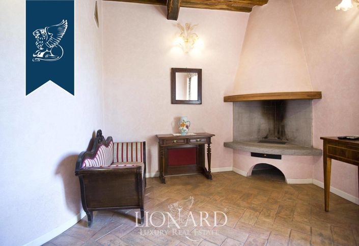 Image No.14-2 Bed Property for sale