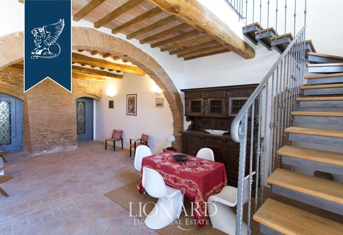 Image No.26-2 Bed Property for sale