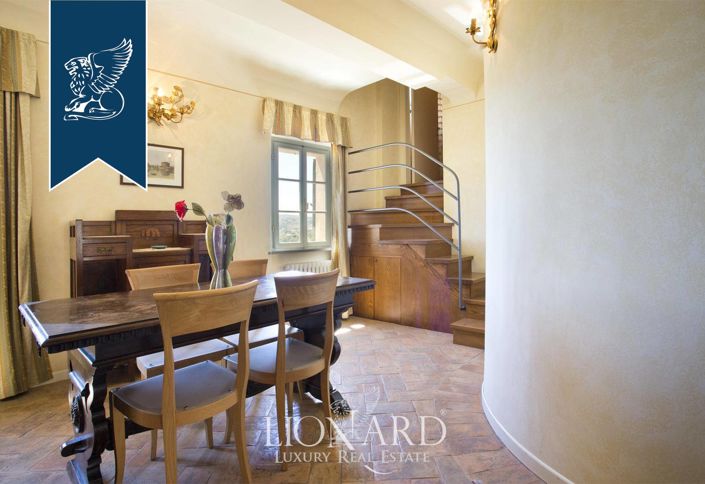 Image No.8-2 Bed Property for sale