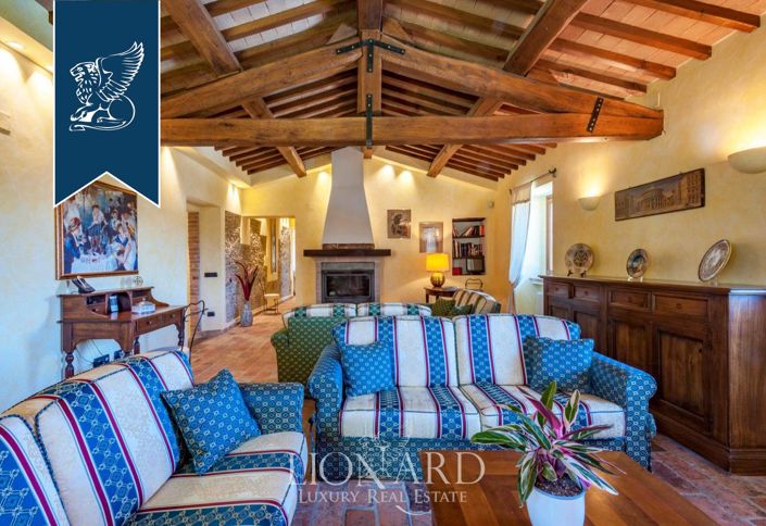 Image No.19-4 Bed Villa for sale