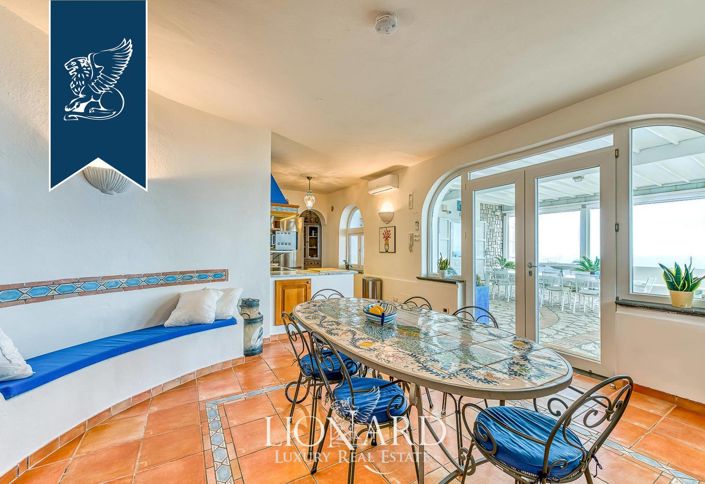 Image No.26-4 Bed Villa for sale