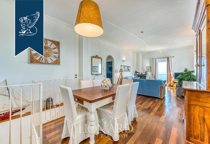 Image No.30-4 Bed Villa for sale