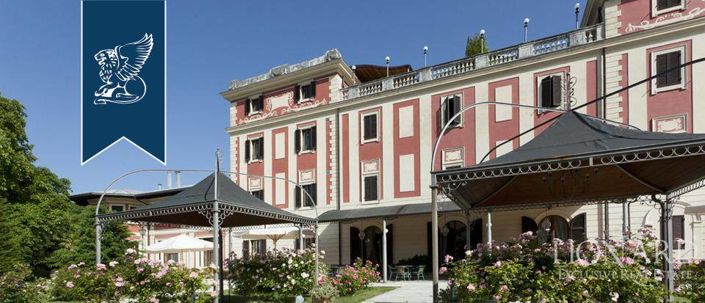 Image No.4-28 Bed Hotel for sale