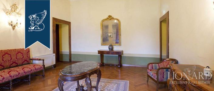 Image No.43-28 Bed Hotel for sale