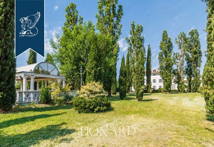 Image No.2-4 Bed Villa for sale