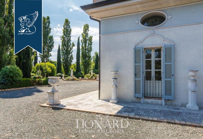 Image No.25-4 Bed Villa for sale