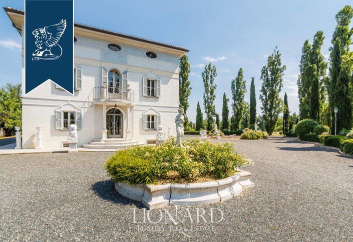 Image No.4-4 Bed Villa for sale