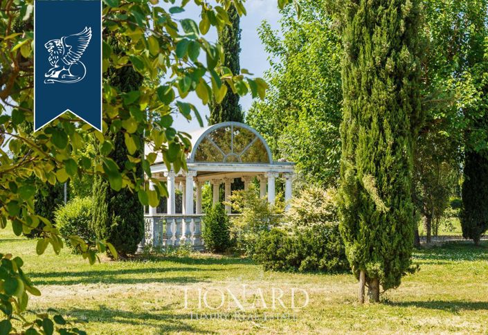 Image No.8-4 Bed Villa for sale