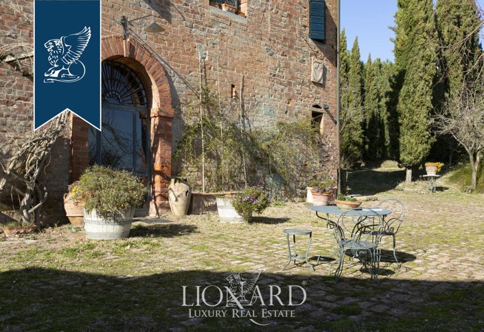 Image No.15-8 Bed Country House for sale