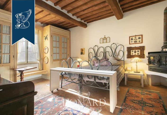 Image No.36-8 Bed Country House for sale