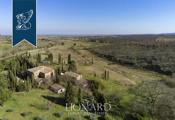 Image No.7-8 Bed Country House for sale