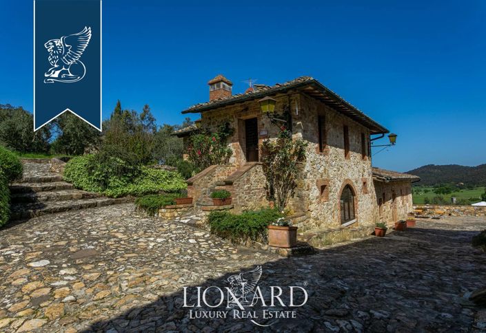 Image No.11-17 Bed Hotel for sale