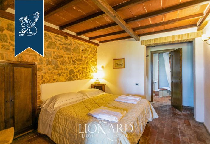 Image No.38-17 Bed Hotel for sale