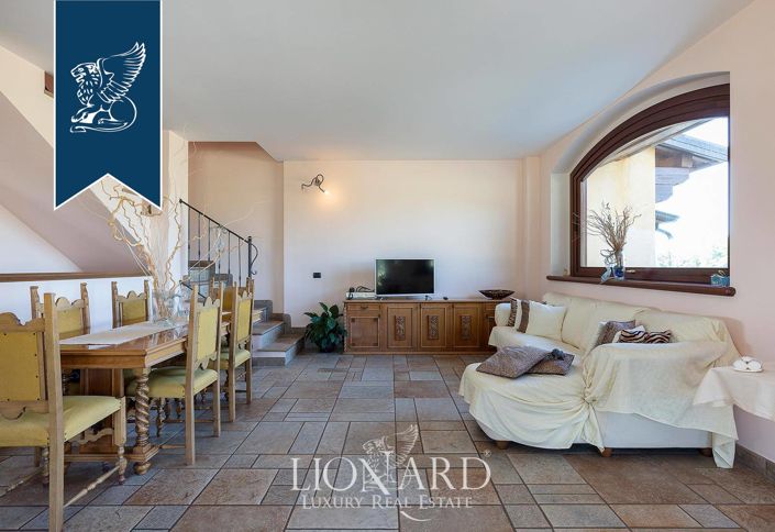 Image No.17-5 Bed Villa for sale