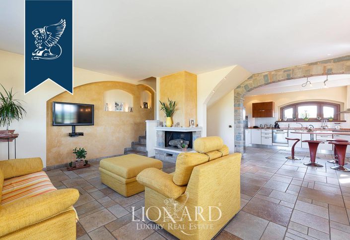 Image No.9-5 Bed Villa for sale