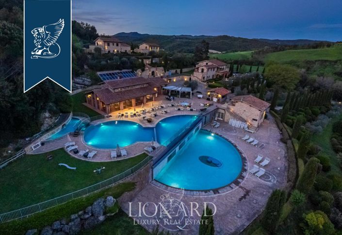 Image No.13-37 Bed Hotel for sale