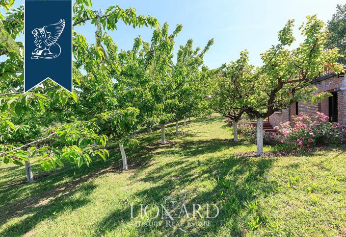 Image No.12-5 Bed Villa for sale